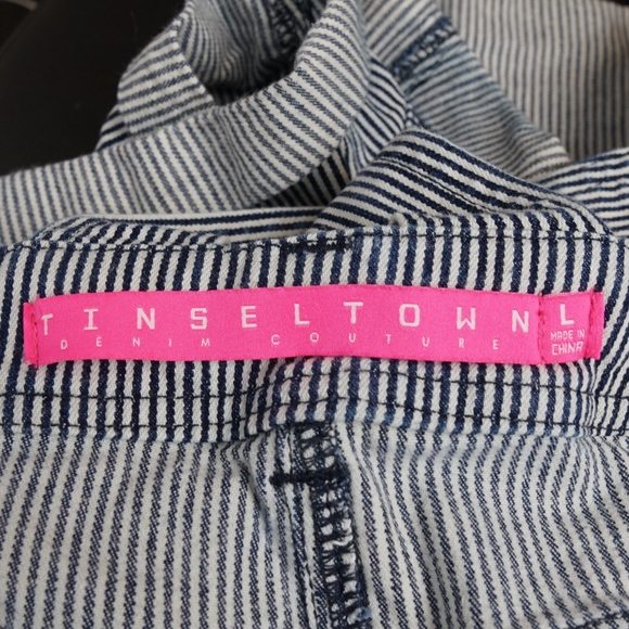 Tinseltown Striped Conductor Overall Shorts YL - Picture 6 of 8